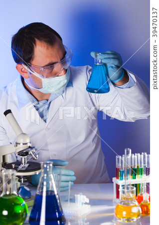 Scientist at the work  39470137