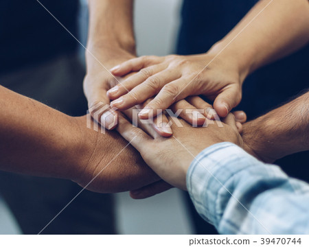 Collaboration shows trust in the teamwork. Collaboration shows trust in the teamwork. 39470744