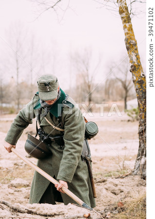 Unidentified Re-enactor Dressed As A German 39471102