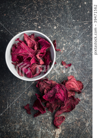 Dried beetroot chips. Dried beetroot chips. 39471562