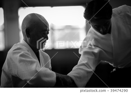 dojo, japanese culture, practicing 39474290