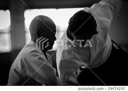 dojo, japanese culture, practicing 39474293