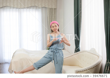 Holiday women 39476671