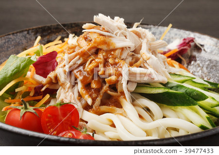 Bar Chicken Salad Udon 39477433