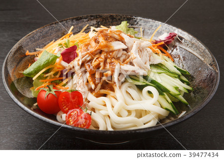 酒吧雞肉沙拉烏冬面 39477434