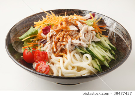 Bar Chicken Salad Udon 39477437