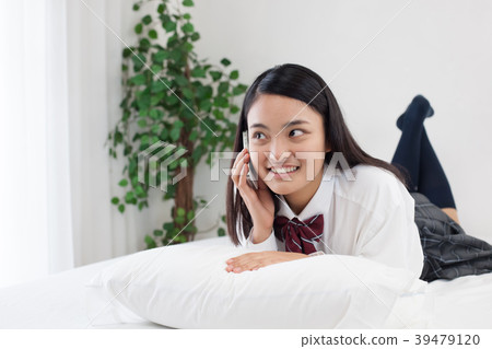 統一高中學生臥室早晨 統一高中學生臥室早晨 39479120