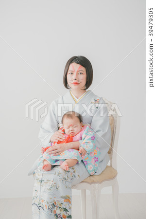 baby, japanese clothes, mother and child 39479305