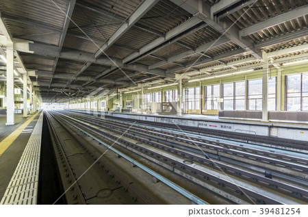 Shinkansen railroad 39481254