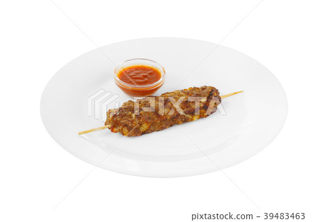 Kebab meat with sauce isolated without garnish 39483463