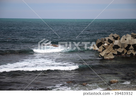 Asahi-cho Miyazaki coast in Toyama prefecture Asahi-cho Miyazaki coast in Toyama prefecture 39483932