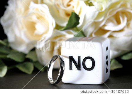 破碎的心髒病拒絕拒絕離婚 破碎的心髒病拒絕拒絕離婚 39487623