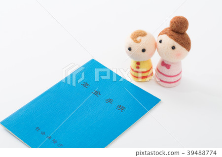 A family A family 39488774