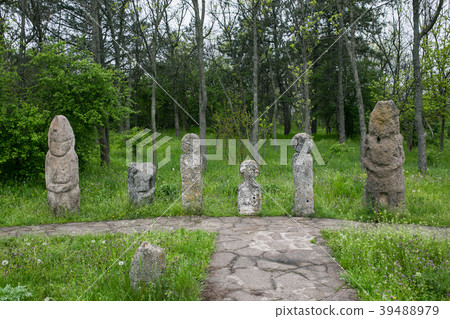 Ancient kurgan stelae in the Khortytsia isalnd Ancient kurgan stelae in the Khortytsia isalnd 39488979