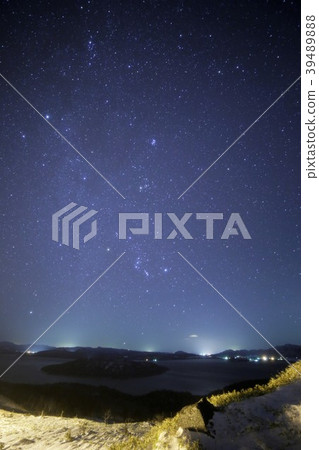 Lake Kusshoro and Orion (Hokkaido) seen from the Bihoro Pass 39489888