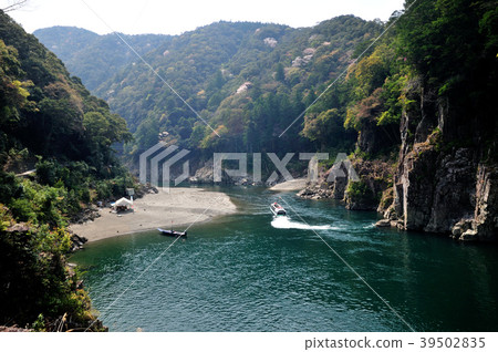 Shaoxia water jet ship 39502835