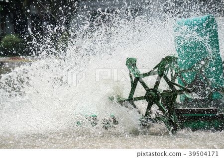 spinning turbine in the water for make some oxygen spinning turbine in the water for make some oxygen 39504171