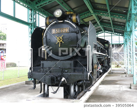 D51 steam locomotive quietly stored in Kuriyama Park in Narita City (D51 609) D51 steam locomotive quietly stored in Kuriyama Park in Narita City (D51 609) 39505064