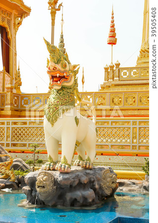 One Myhtical creatures in Himavanta forest decorat One Myhtical creatures in Himavanta forest decorat 39505408