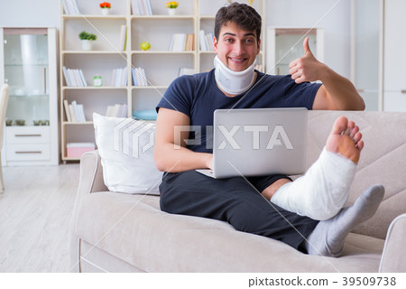 Man injured in car crash recovering at home from Man injured in car crash recovering at home from 39509738