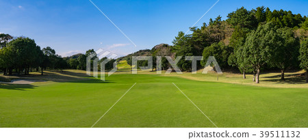 Golf course fairway Chiba 39511132