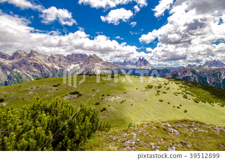 Dolomite landscape with three peaks of lavaredo 39512899