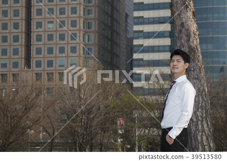 Businessman 39513580