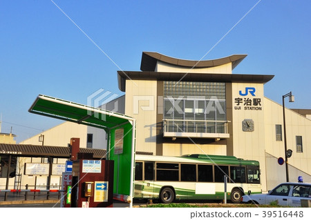 JR奈良線宇治站前的風景 39516448