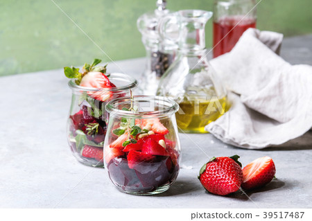 Beetroot and strawberry salad 39517487