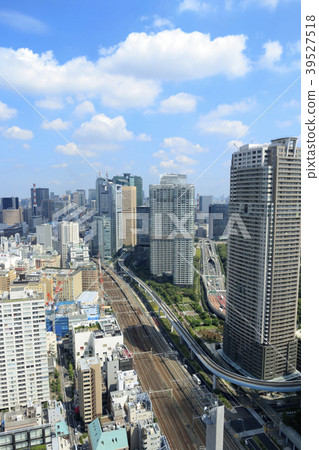 都市風景(東京,濱松町,夏天) 都市風景(東京,濱松町,夏天) 39527518