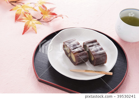 Chestnut steamed sheepskin Chestnut steamed sheepskin 39530241