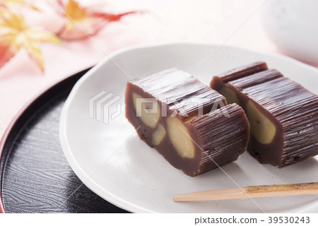 Chestnut steamed sheepskin 39530243