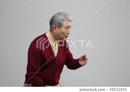 Asian man's facial expression, senior, middle-aged, senior, close-up, health, impression, emotion Asian man's facial expression, senior, middle-aged, senior, close-up, health, impression, emotion 39532855