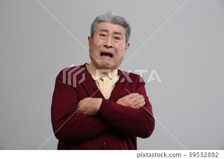 亞洲人的面部表情，資深，中年，資深，特寫鏡頭，健康，印象，情感 39532892