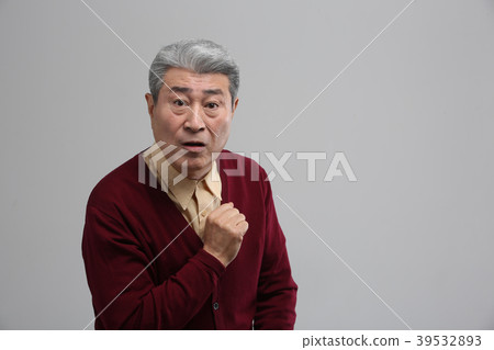 亞洲人的面部表情，資深，中年，資深，特寫鏡頭，健康，印象，情感 39532893