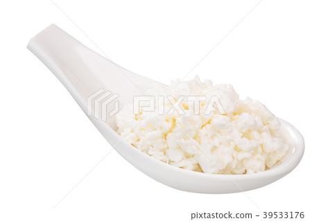 Spoon of fresh curd cottage cheese, path 39533176
