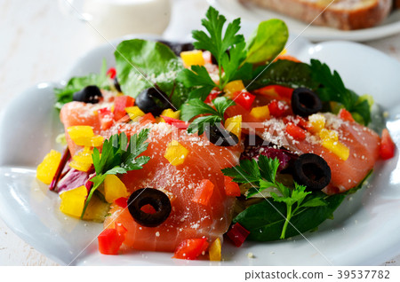 熏制鮭魚凱撒沙拉 39537782