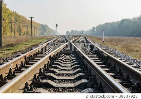 crossroad of two rails closeup crossroad of two rails closeup 39537923
