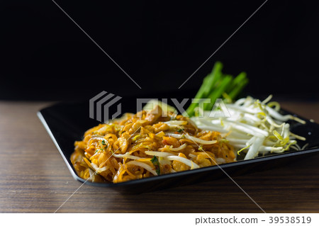 Thai food Pad thai , Stir fry noodles in padthai s 39538519