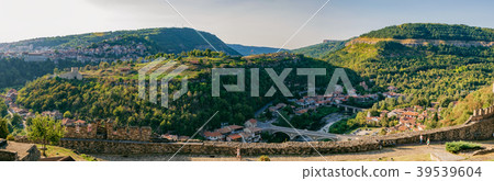 Panoramic view of Veliko Tarnovo, Bulgaria Panoramic view of Veliko Tarnovo, Bulgaria 39539604