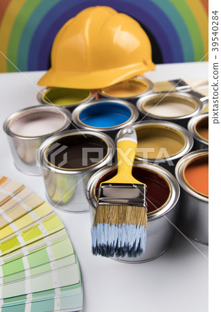 Rainbow, tin metal cans with color paint 39540284