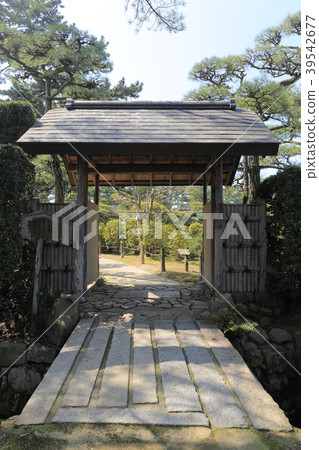 Marugame City, Kagawa Prefecture "Nakatsu Universal Garden" Matsujuseki Marugame City, Kagawa Prefecture "Nakatsu Universal Garden" Matsujuseki 39542677