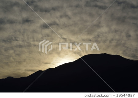 Enasan and sunrise 39544087