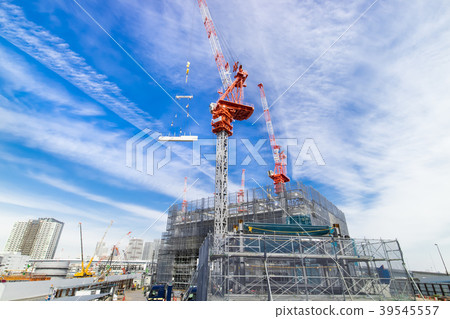Large scale construction site 39545557