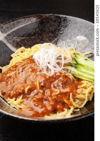 Jarger noodles Jarger noodles 39545635