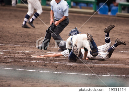high school baseball  39551354