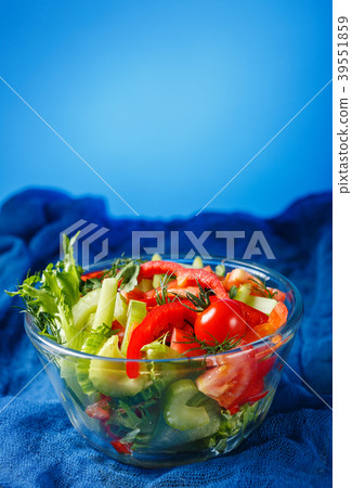 Bowl of salad with fresh vegetables Bowl of salad with fresh vegetables 39551859