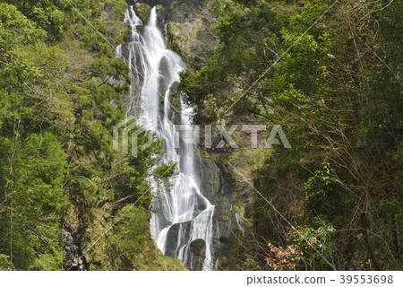 [Okayama Prefecture Maniwa City] Kanba Waterfall (100 Selected Waterfalls in Japan) 39553698