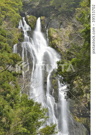 [Okayama Prefecture Maniwa City] Kanba Waterfall (100 Selected Waterfalls in Japan) 39553702