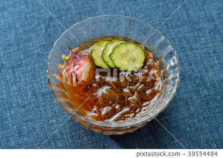 Mozuku (mozuku vinegar / mozuku / mozuku vinegar), mozuku vinegar made with raw mozuku from Okinawa Prefecture. 39554484